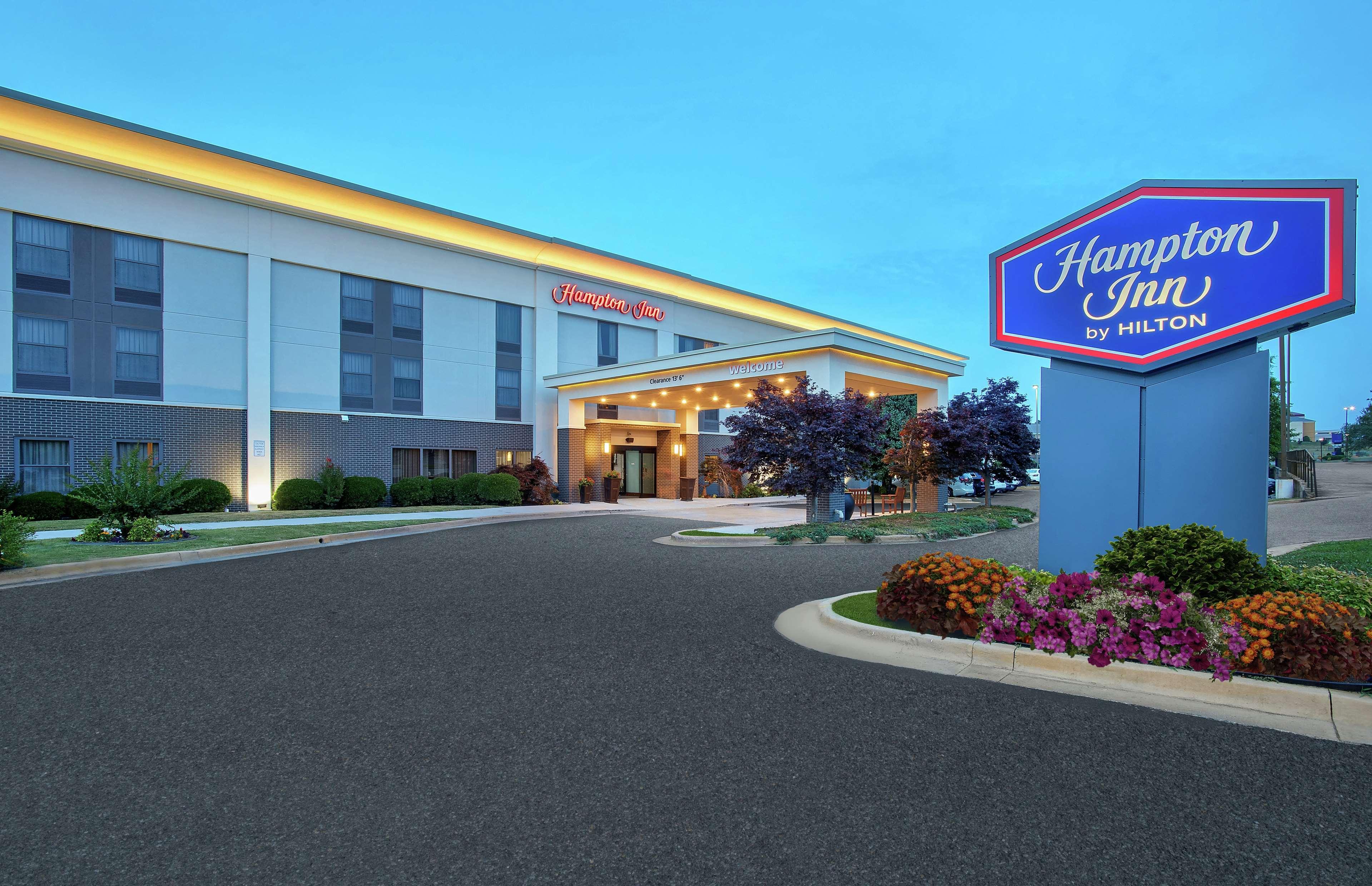 Hampton Inn Cullman Exterior photo